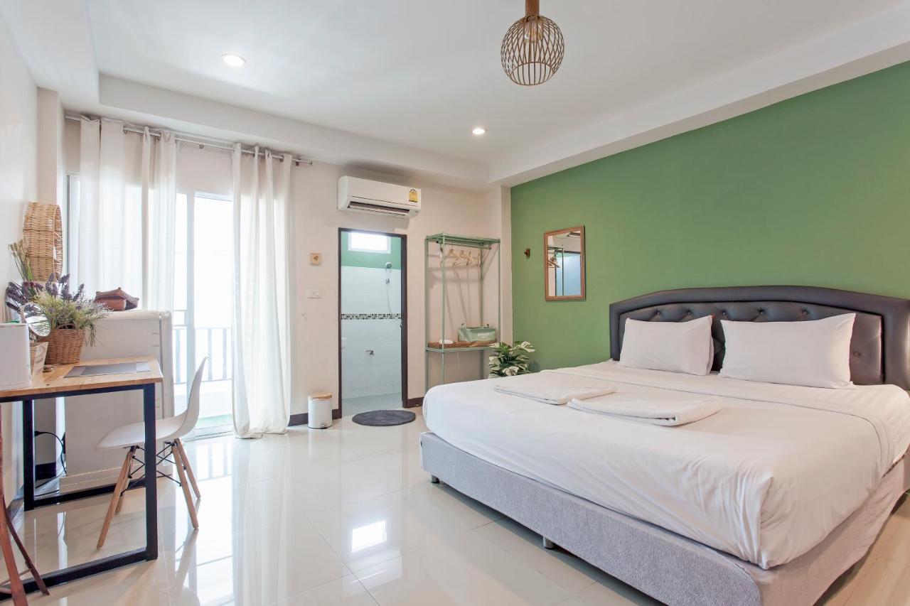 Cozzi By Grand Airport छात्रावास Bangkok